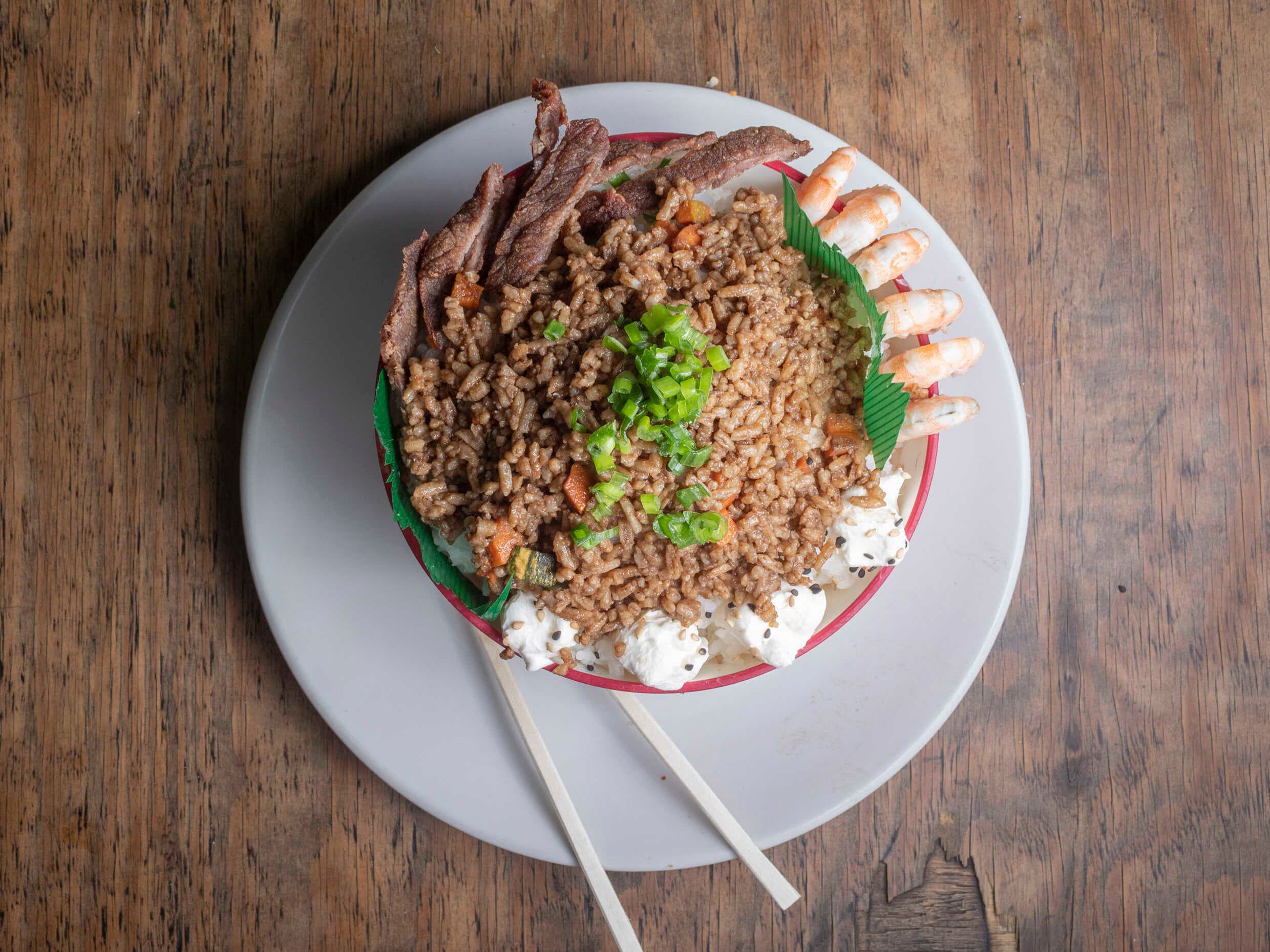 Yakimeshi Especial