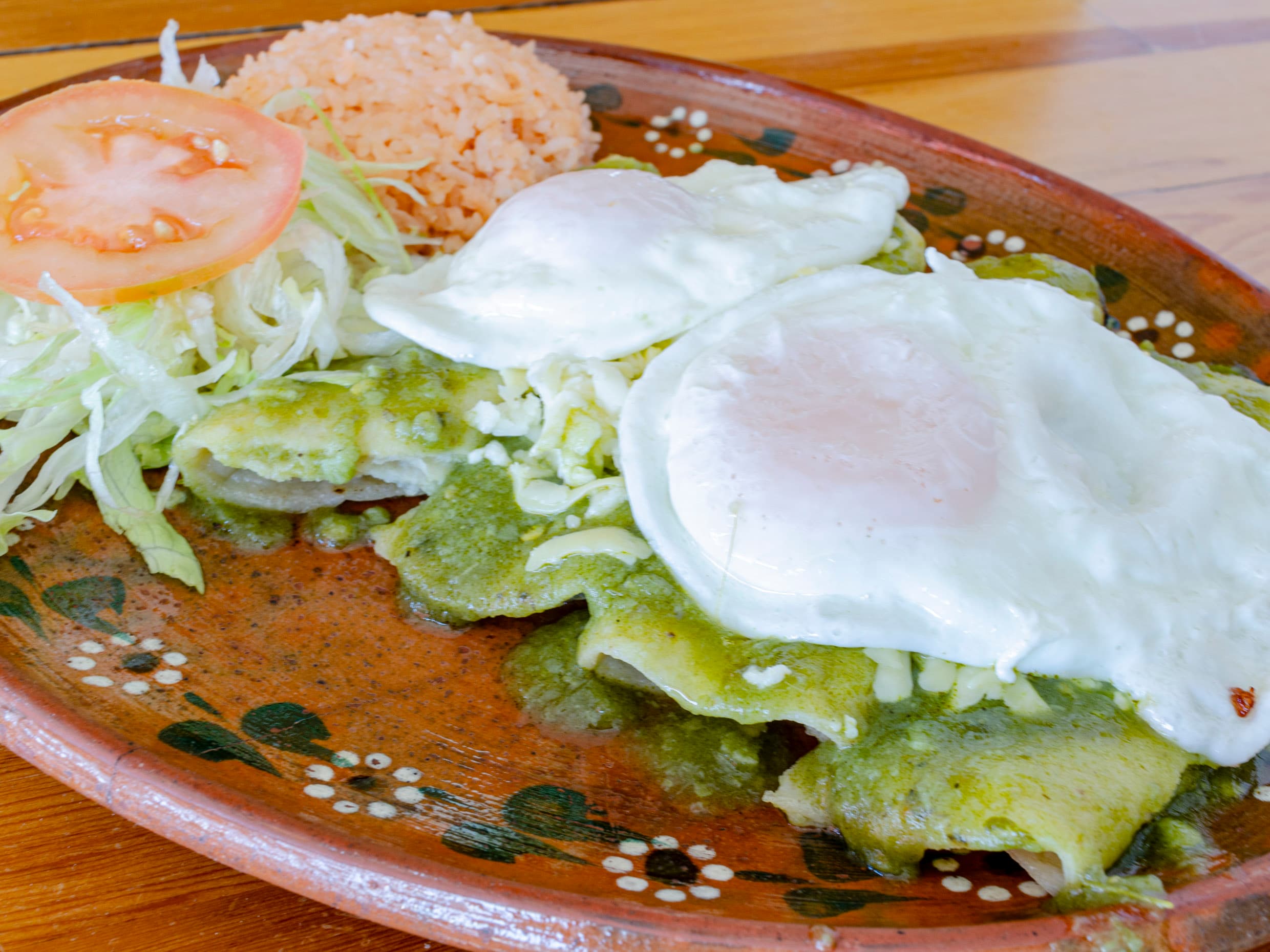 ENCHILADAS VERDES MONTADAS