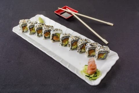 Salmón Roll