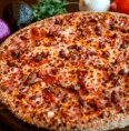 Pizza chica de Carnes Frías