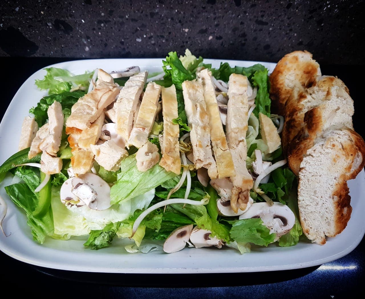 Ensalada grill
