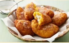 Empanada de Plátano Maduro con Queso