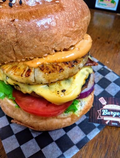 HAWAIANA Burger