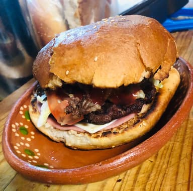 Hamburguesa Especial con Carne Asada