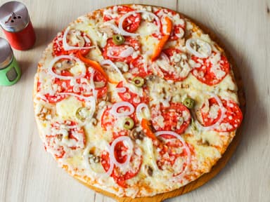 Pizza Familiar Vegetariana 8 Piezas