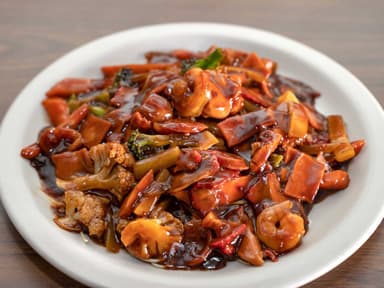 Chop Suey Especial de la Casa en Salsa