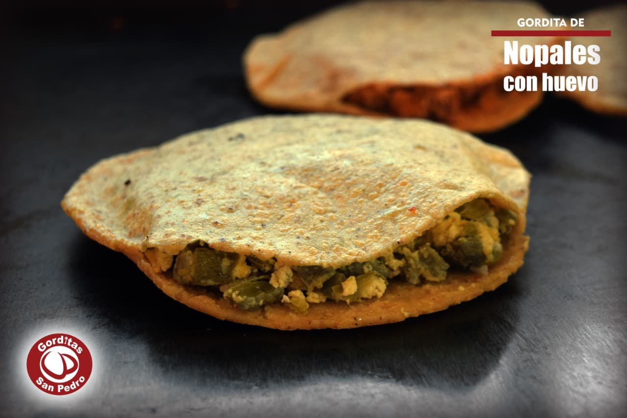 Gordita Nopales con Huevo
