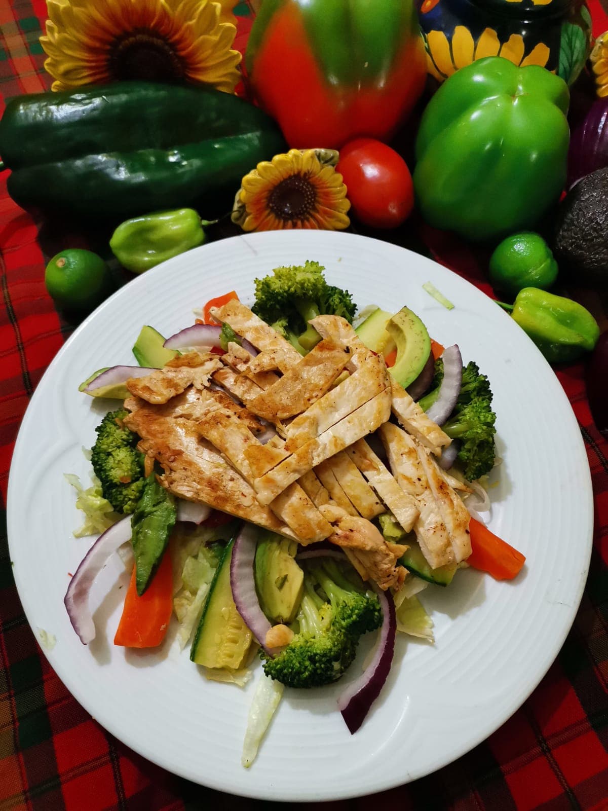 Ensalada Mixta de Pollo