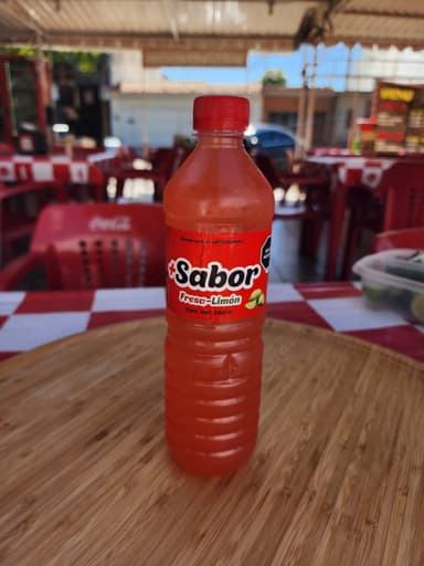 Agua de Fresa y Limón 500 ml