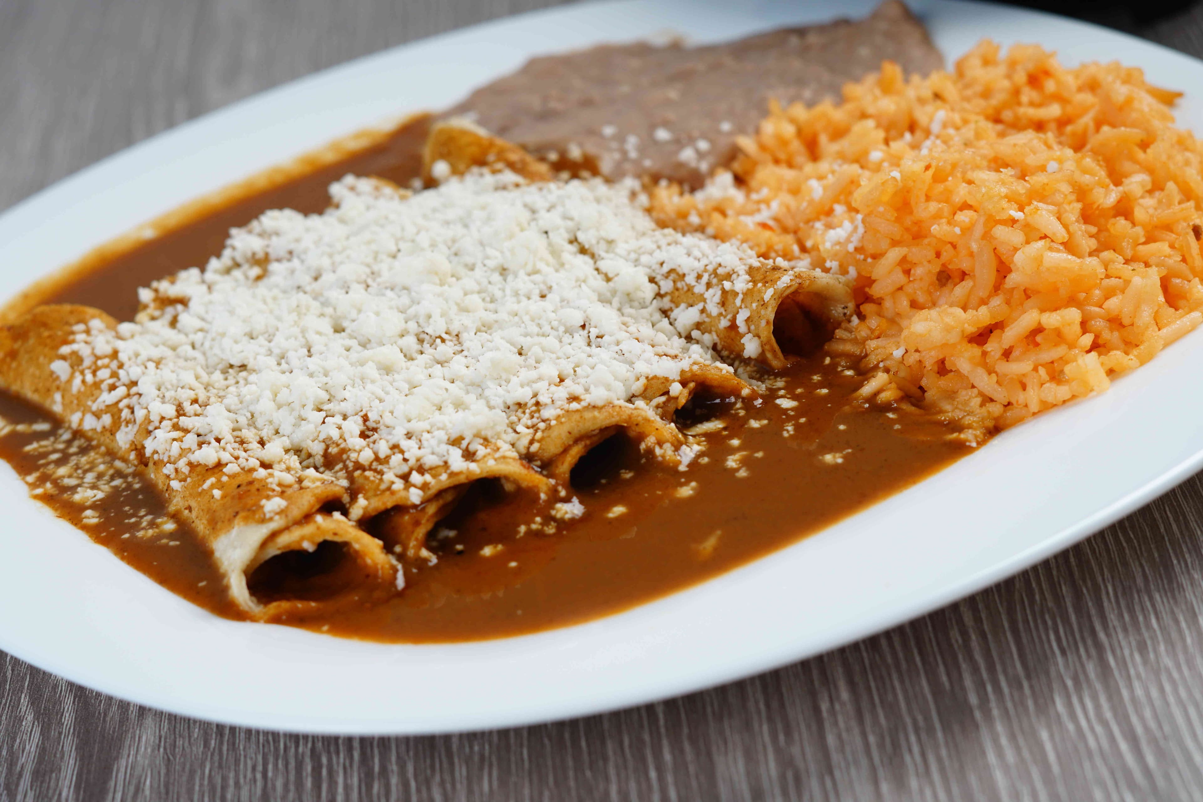 Combo Enmoladas.