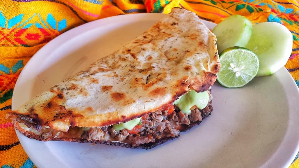 Quesadilla de maíz de asada
