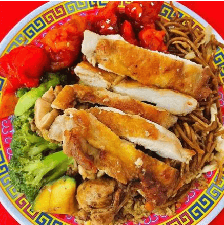 Plato 1 - 2 Complementos y 1 Guisado.