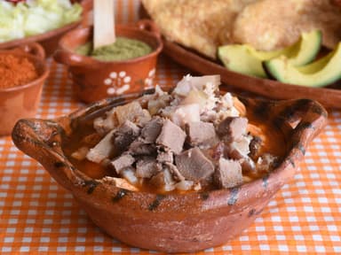 Pozole Rojo Chico