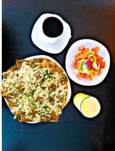 Combo Chilaquiles Verdes - Basics