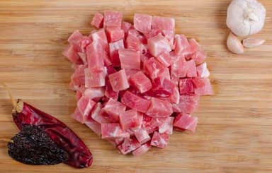 Pierna de Puerco Cortadillo 1 Kg