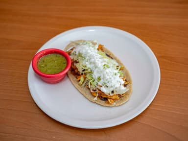 Huarache de Tinga de Pollo