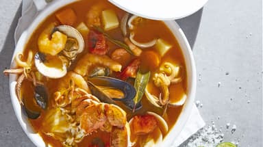 Caldo de Mariscos