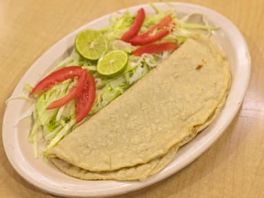 Quesadilla Estilo México de Chicharrón