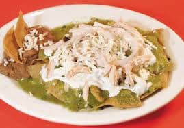 Combo Mañanero 1: Chilaquiles + Café de Olla