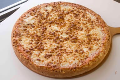 Pizza Tres Quesos.