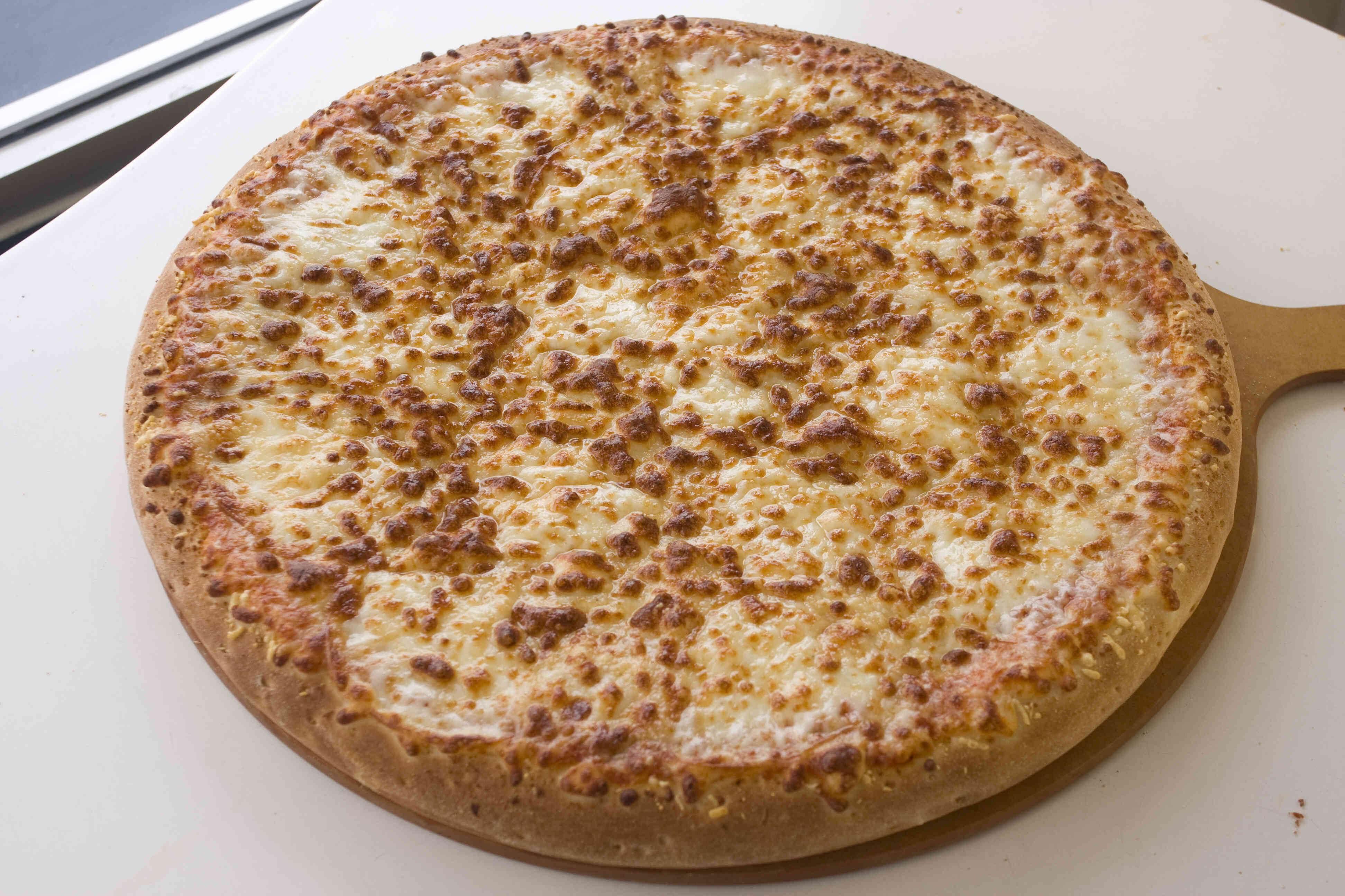 Pizza Tres Quesos.