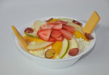 Ensalada con Queso Grande 24 Onz..
