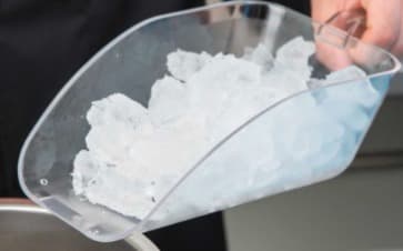Vaso de litro con hielo