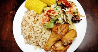 Ejecutivo Pollo Guisado.