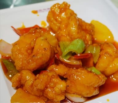 Trocitos de Pescado en Salsa Agridulce