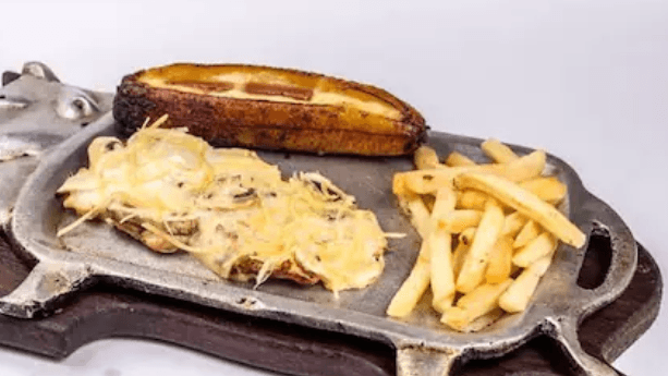 Combo Pechuga Gratinada con Champiñones + Bebida