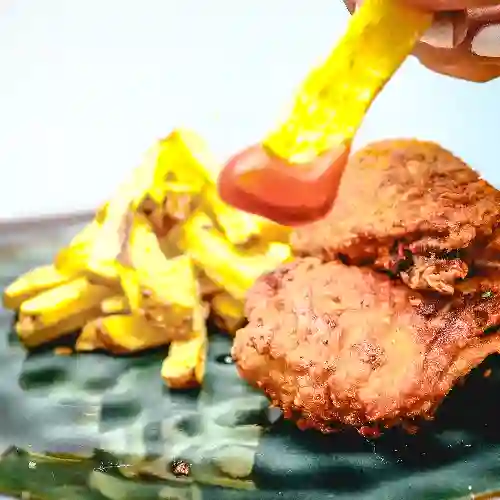 Alitas Crema de Rocoto + Papas