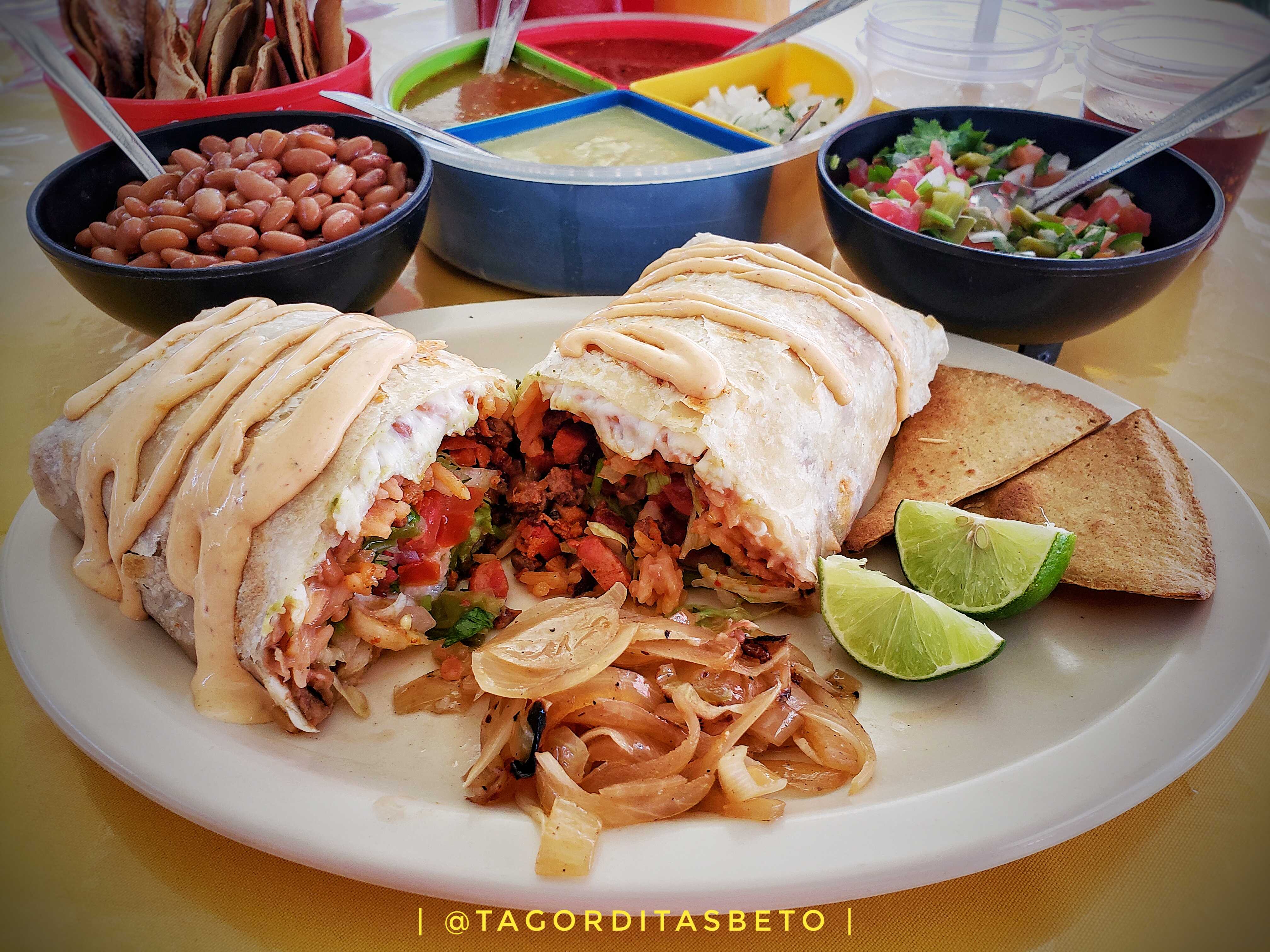 Combo Burrito California Asada + Agua De La Casa