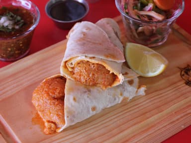 1 BurritoChicharronSalsa+1 Frijoles Tocino+ Bebida