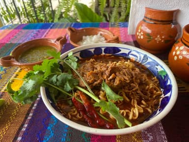 Sopa Ramen con Birria