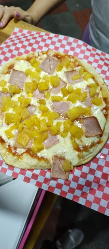 Pizza Clásica Hawaiana