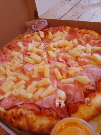 Pizza Hawaiana