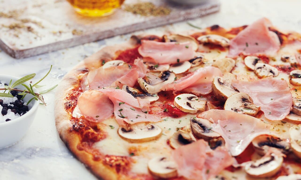 Prosciutto e Funghi