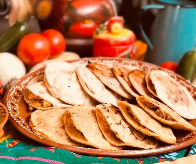 Gordita de Frijoles
