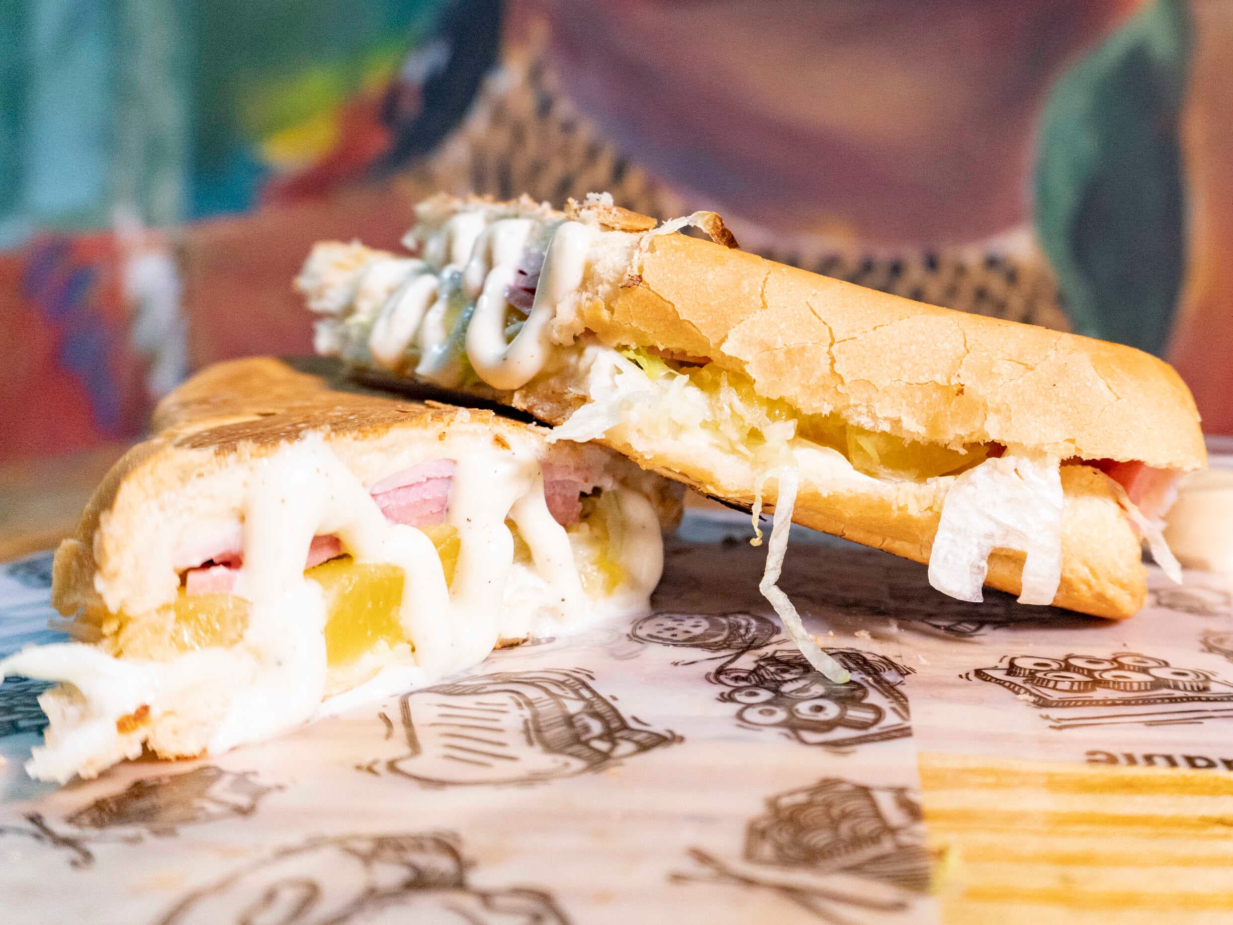 Sándwich Hawaiano