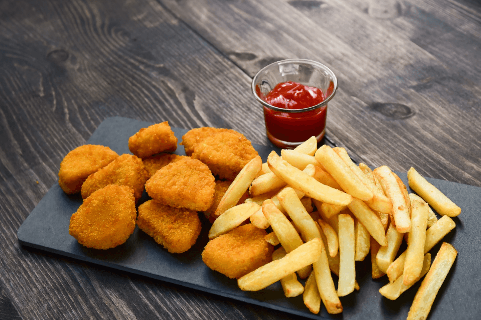 Nuggets de Pollo con Papas