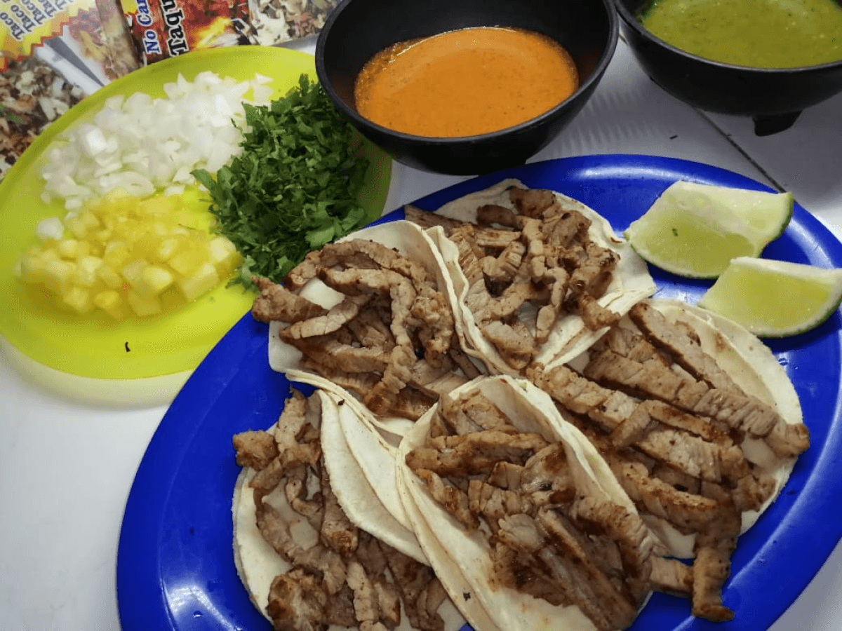 Taco De Bistec Chistorra Champiñón y Chorizo