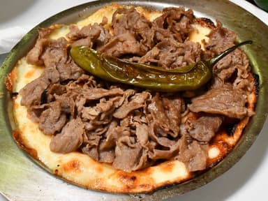 Queso Fundido con Carne