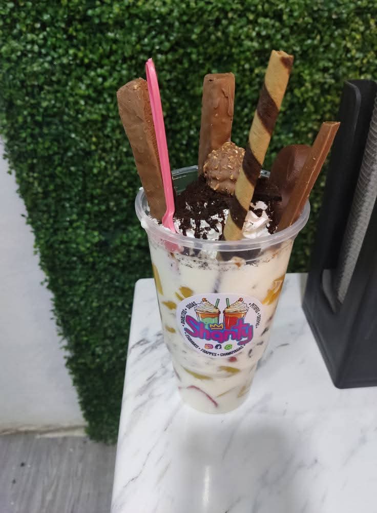 Vaso Premium De Fresas Con Crema