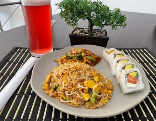 LUNCH SPECIAL