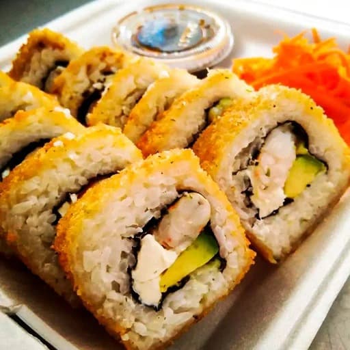 Rollo Empanizado California de Pollo