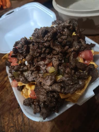 Nachos Con Queso y Carne