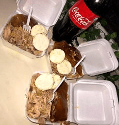 Combo 3 lechonas Personales + Gaseosa 1.5L