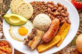 Combo bandeja paisa + limonada