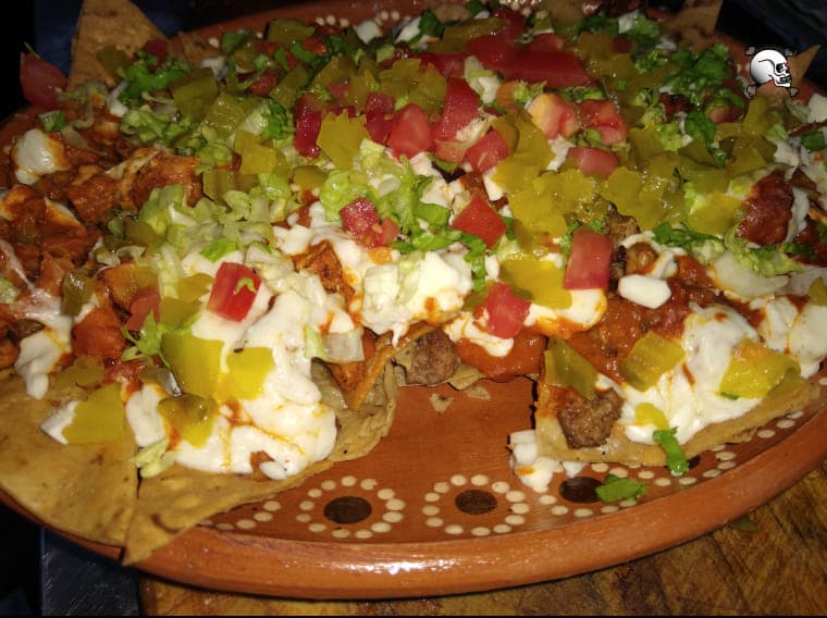 Nachos con suadero