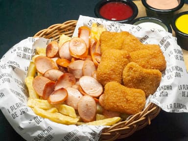 Salchinuggets